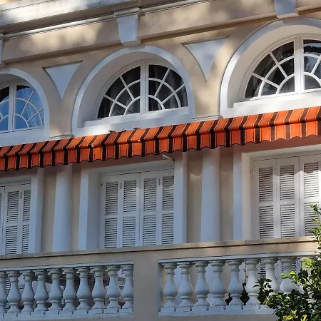 Mont Des Oiseaux Apt T3 Avec Piscine Apartment