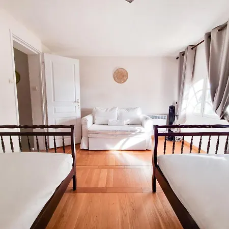 Mont Des Oiseaux Apt T3 Avec Piscine Hyeres