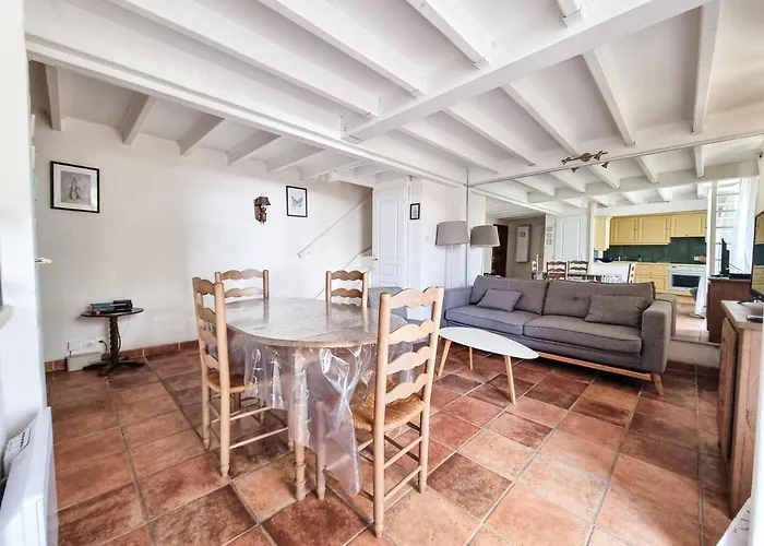 Mont Des Oiseaux Apt T3 Avec Piscine Lägenhet Hyères