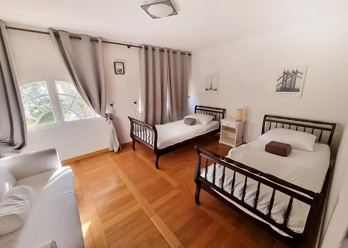 Mont Des Oiseaux Apt T3 Avec Piscine *